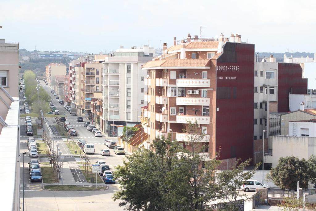 Hotel Ciutat D'Amposta Bagian luar foto