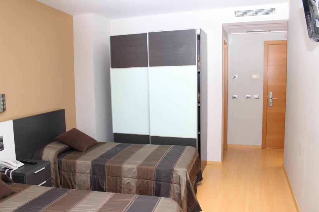 Hotel Ciutat D'Amposta Bagian luar foto
