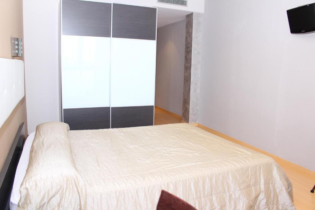 Hotel Ciutat D'Amposta Bagian luar foto